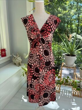 Pink & Black Geometric Print Twist-Front Midi Dress